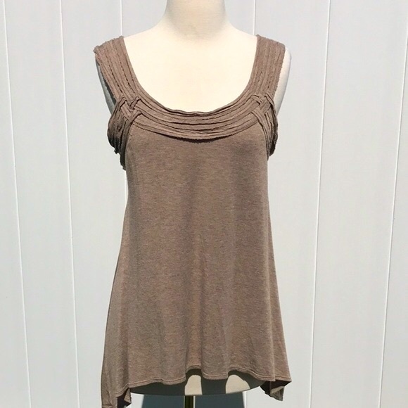 Max Studio Khaki Tan Hi Lo Raw Edge Trim Swing Tank Style Top Size Medium - Picture 2 of 10
